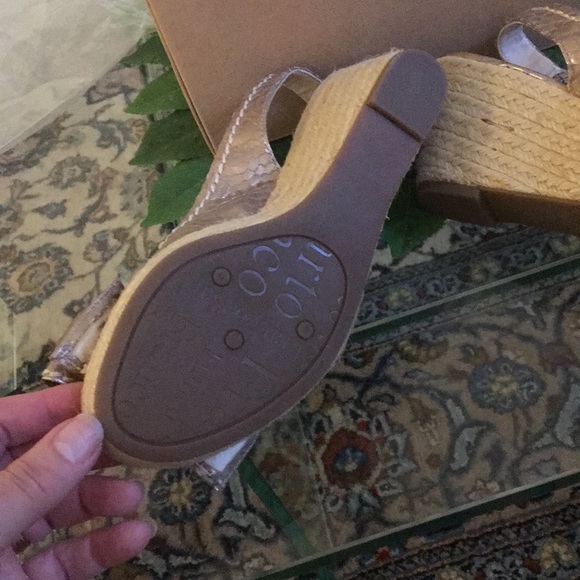 SOLD - Picture 4 of 8